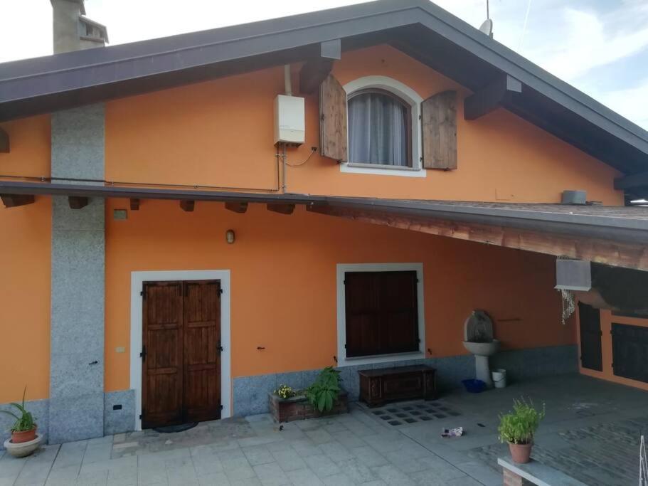 Un Bell Incontro Apartment Borgo Ticino Exterior photo