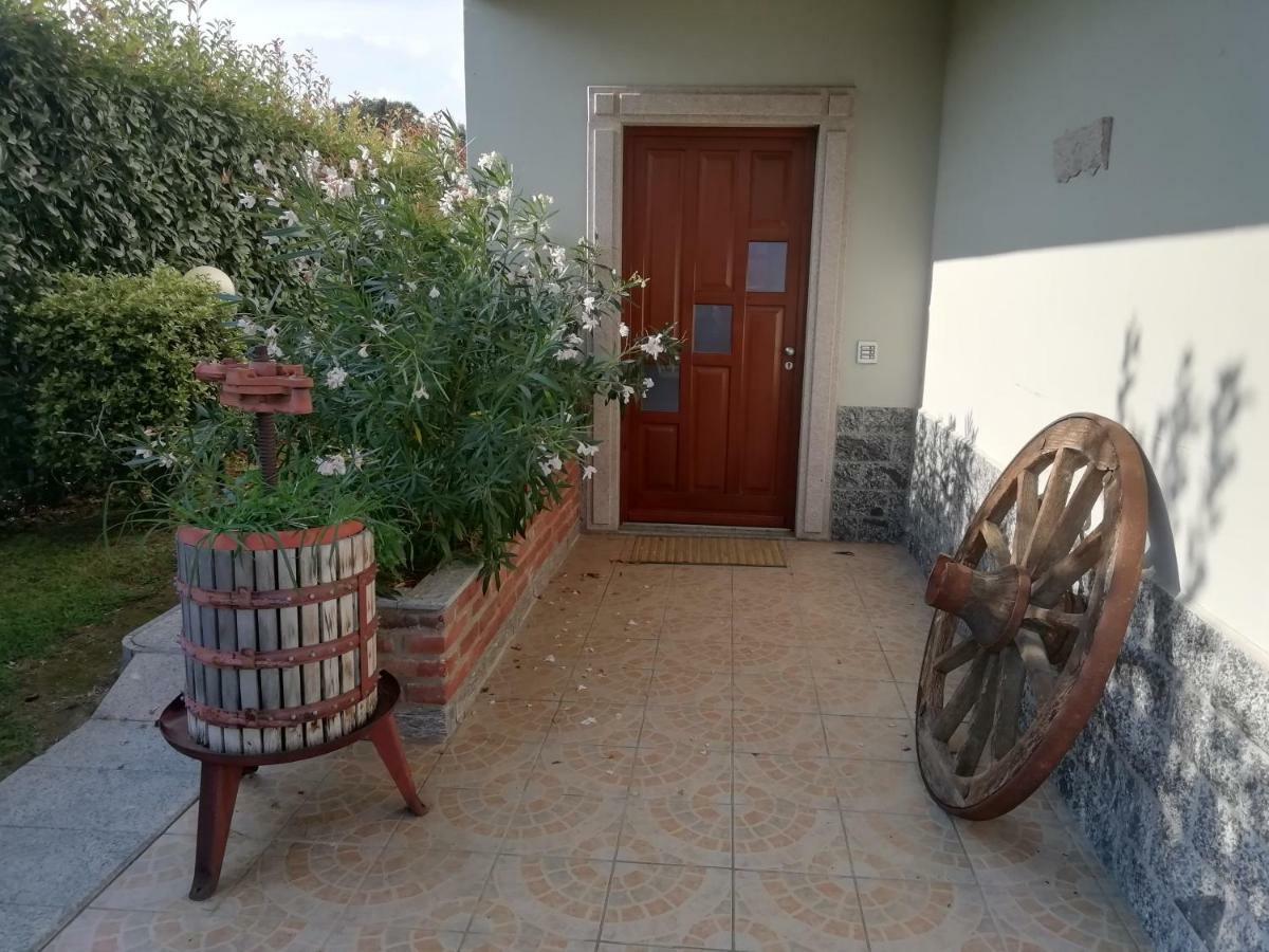 Un Bell Incontro Apartment Borgo Ticino Exterior photo